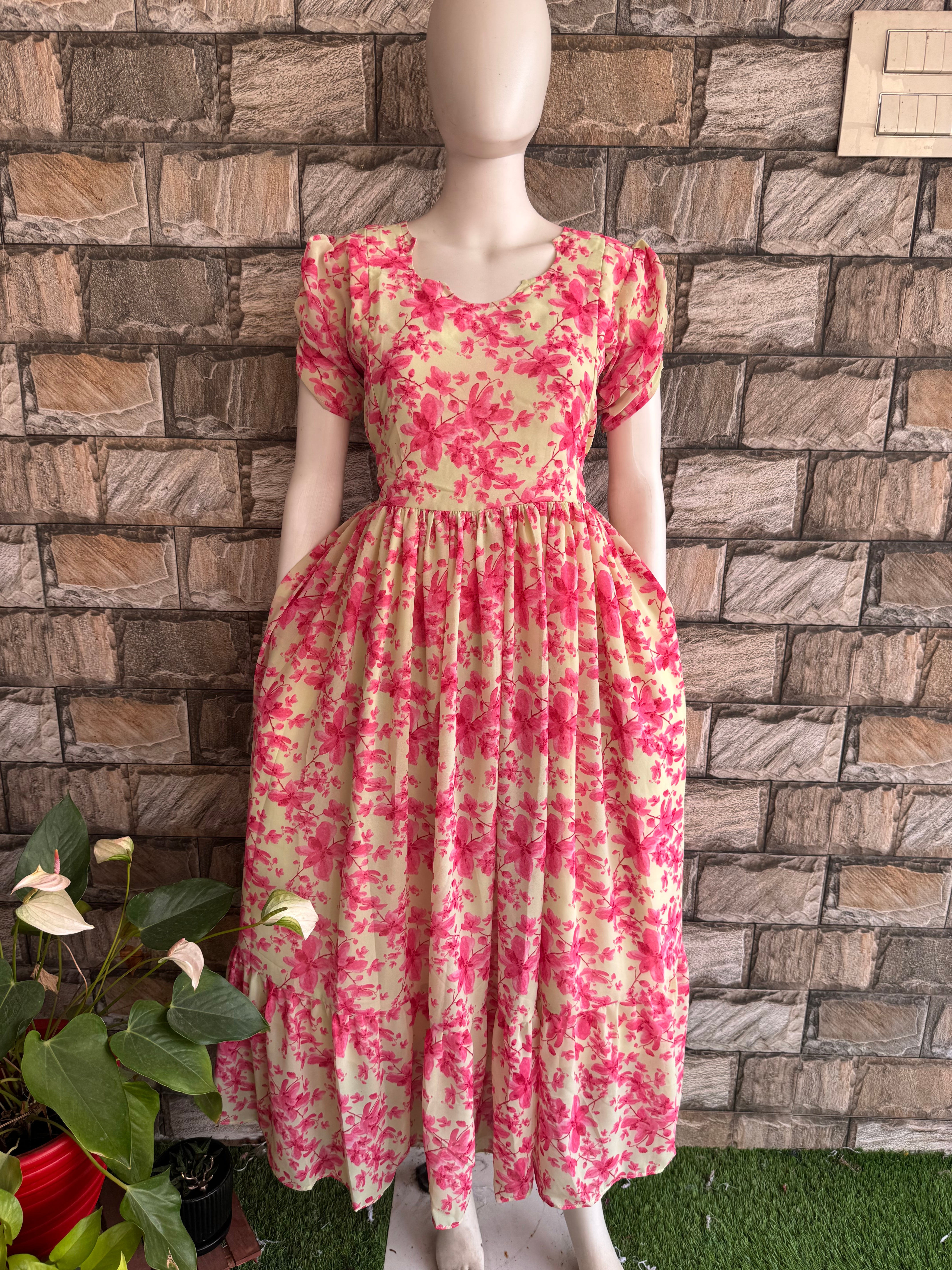 Half White maternity Maxi - perfect for shoot CF170