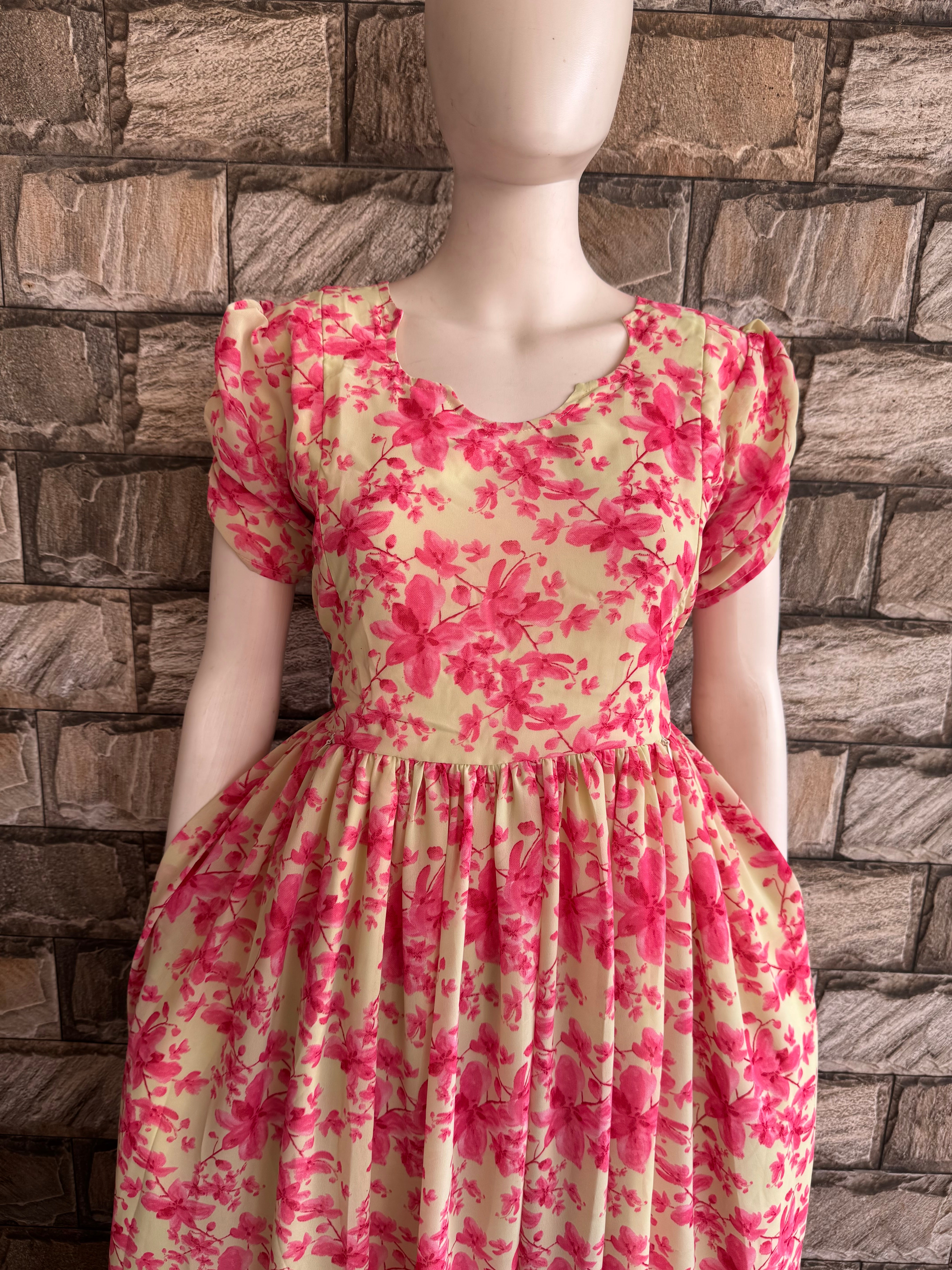 Half White maternity Maxi - perfect for shoot CF170