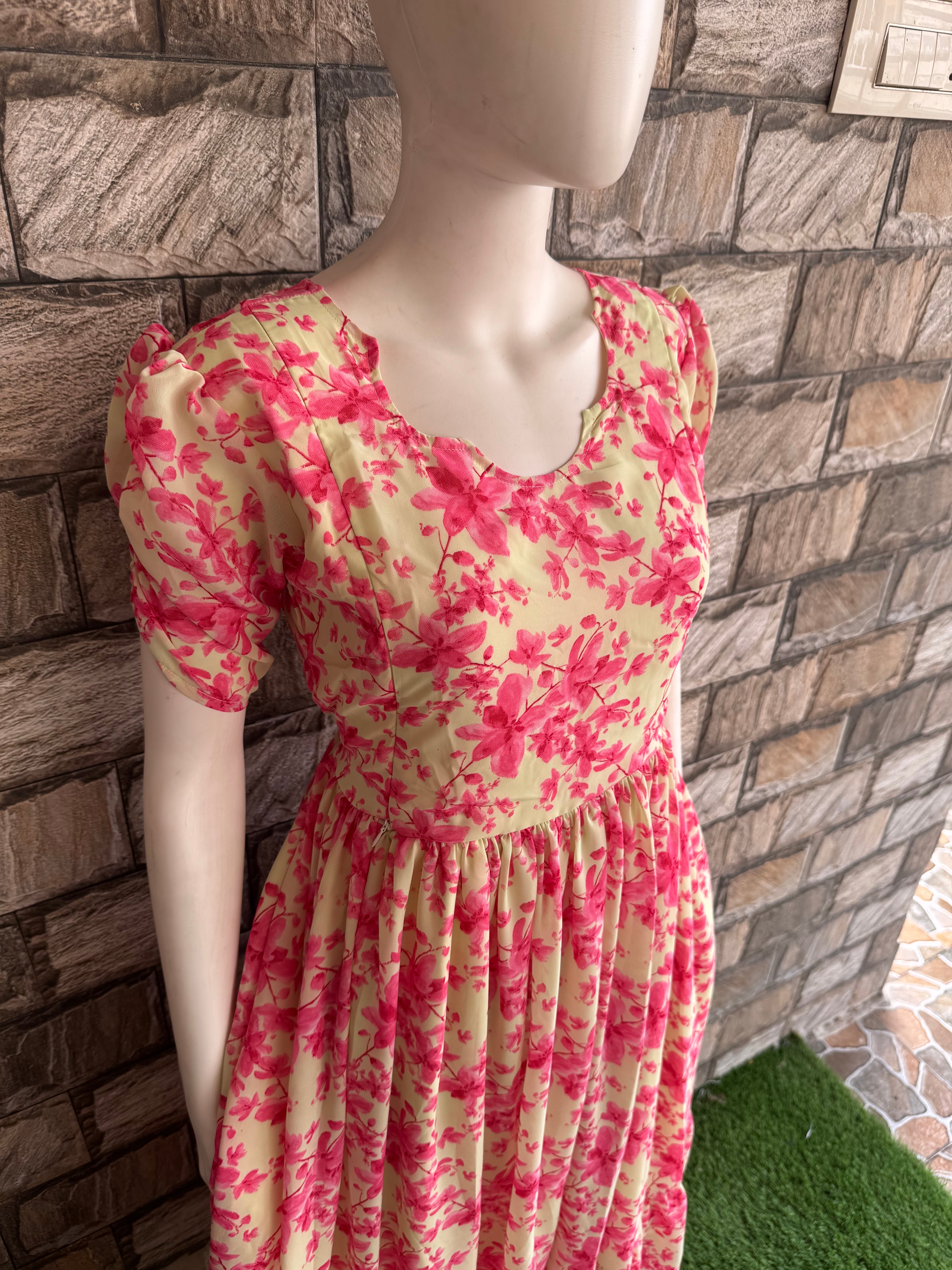 Half White maternity Maxi - perfect for shoot CF170