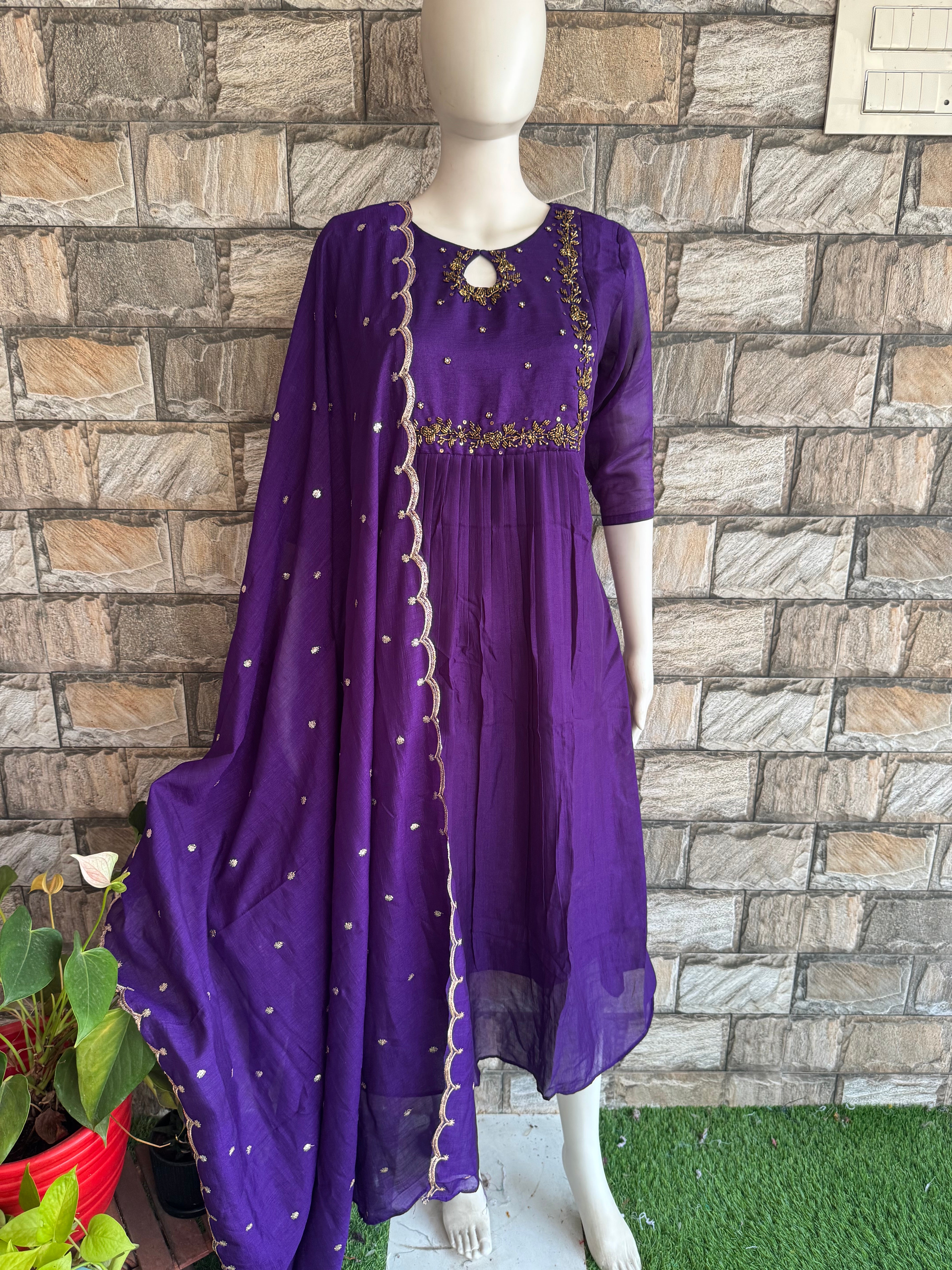 Violet Aari - Perfect Party wear for Mom