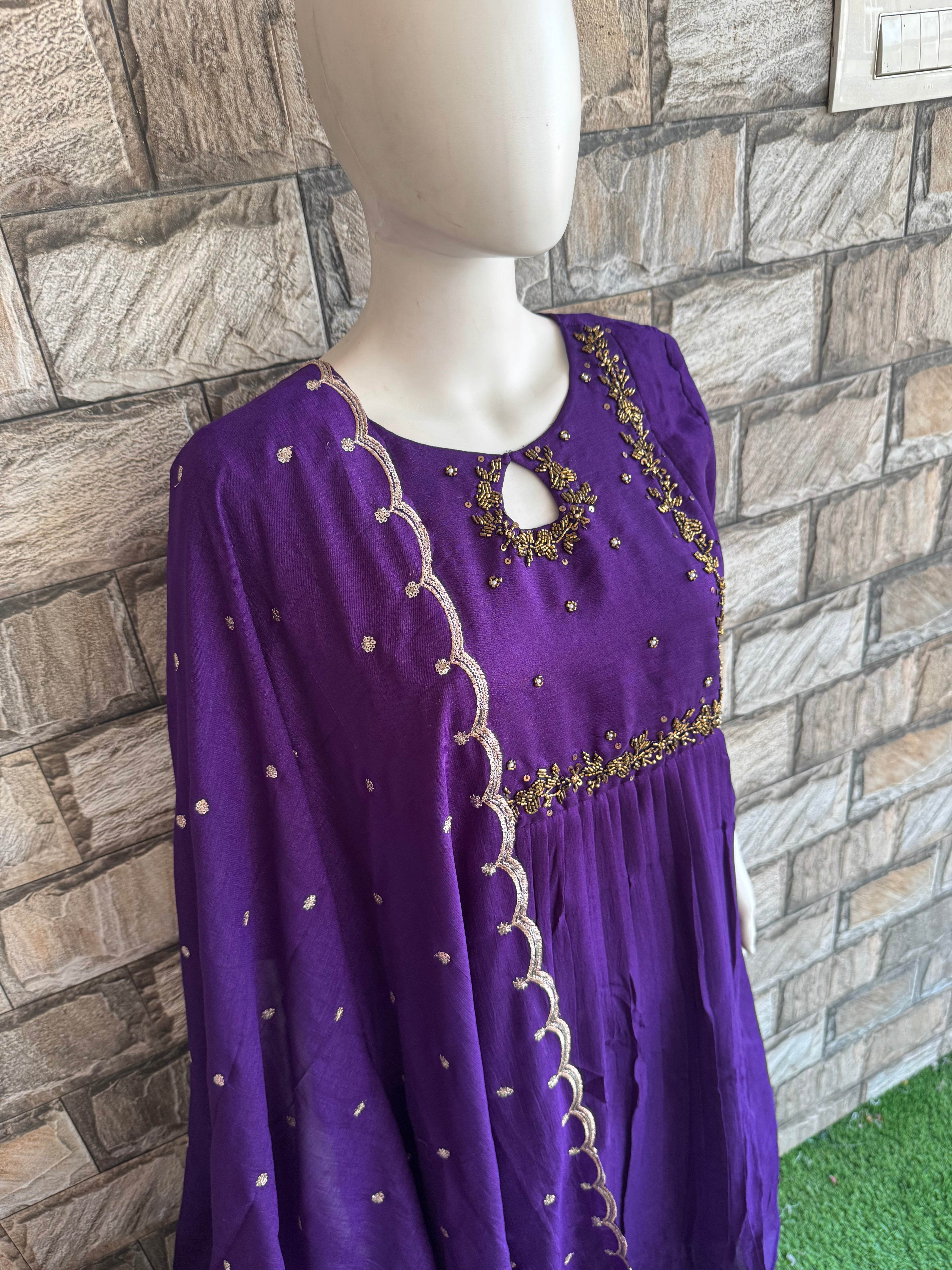 Violet Aari - Perfect Party wear for Mom