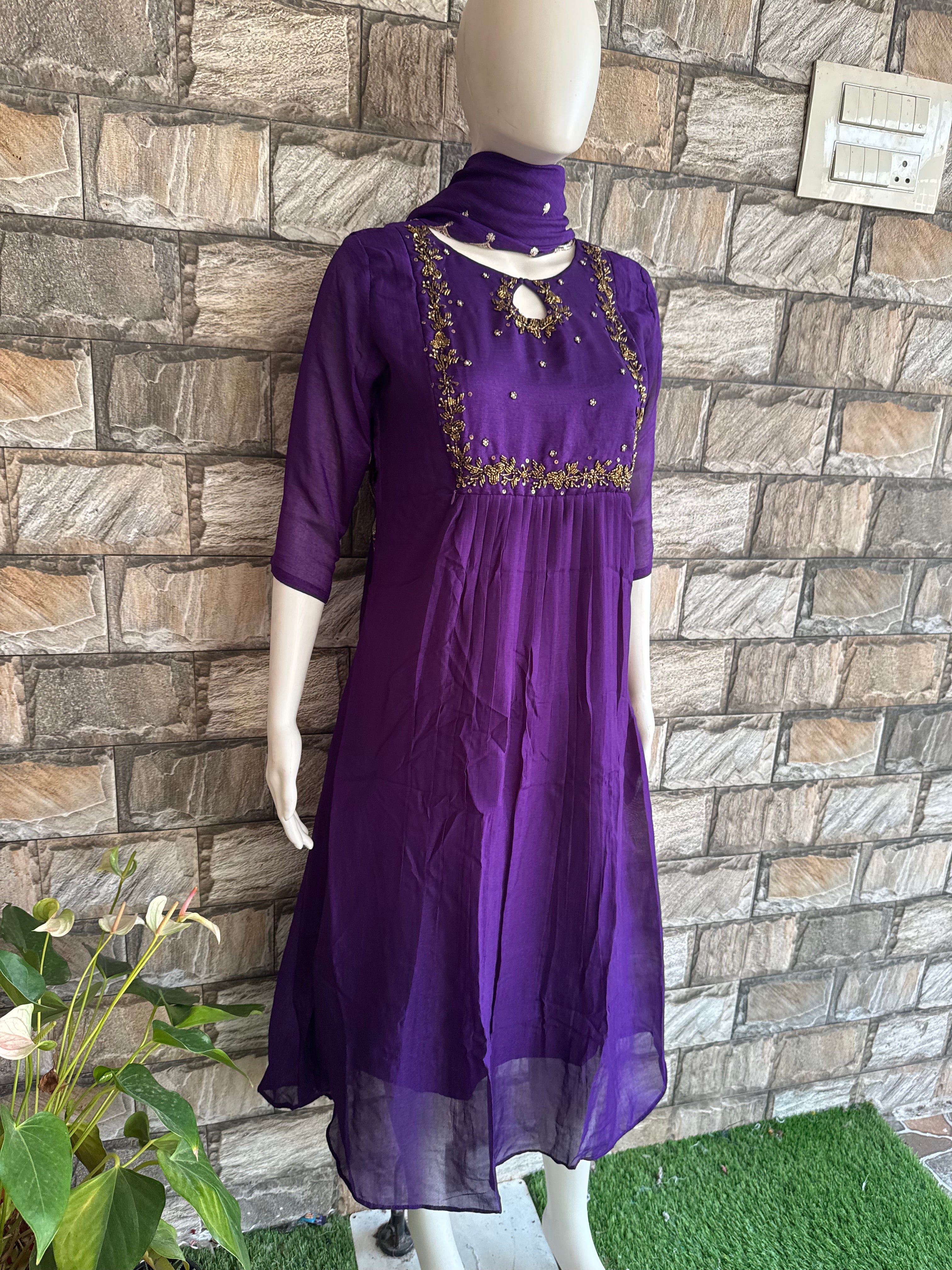 Violet Aari - Perfect Party wear for Mom