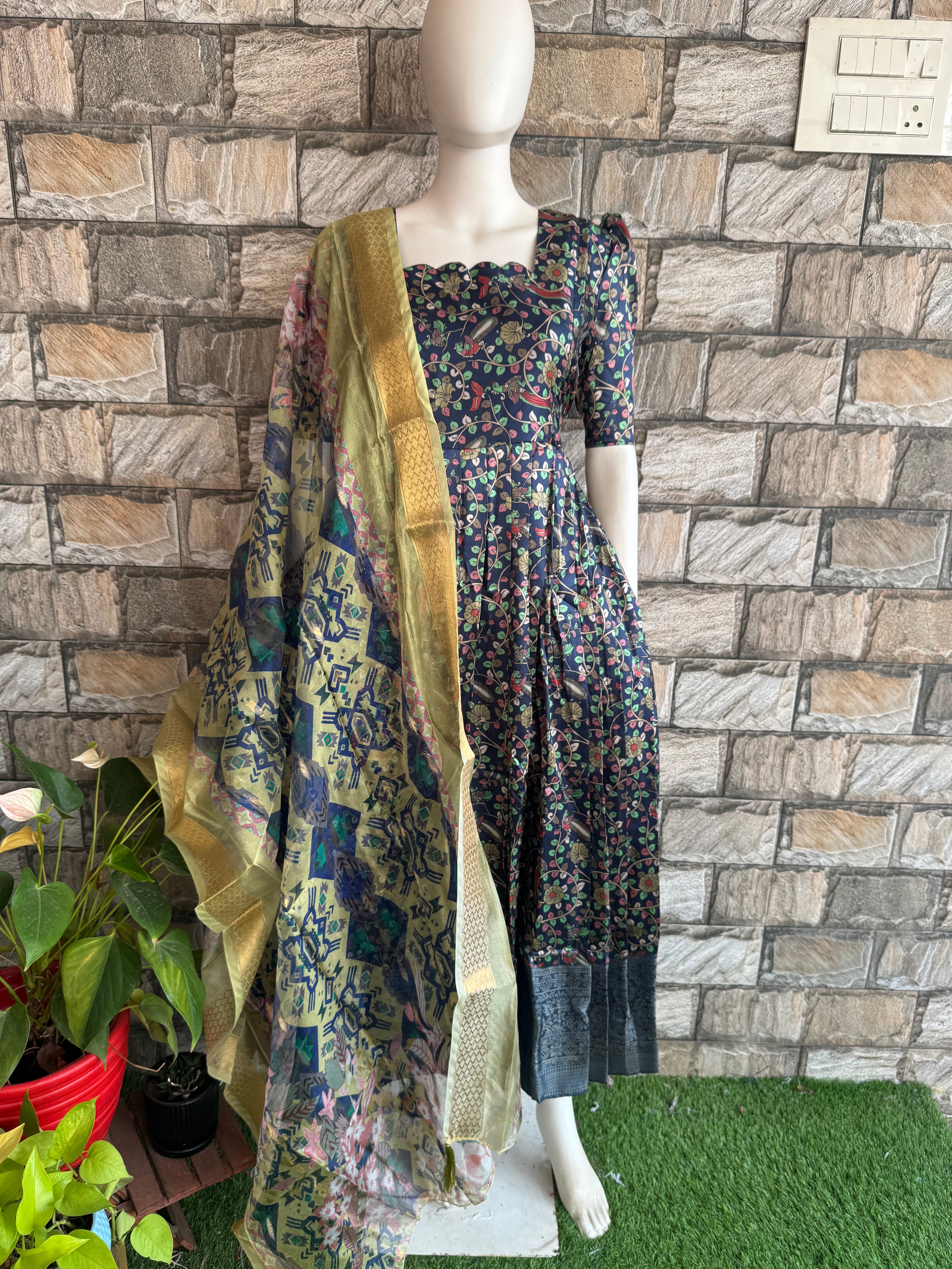 Organza Dupatta for blue Kalamkari