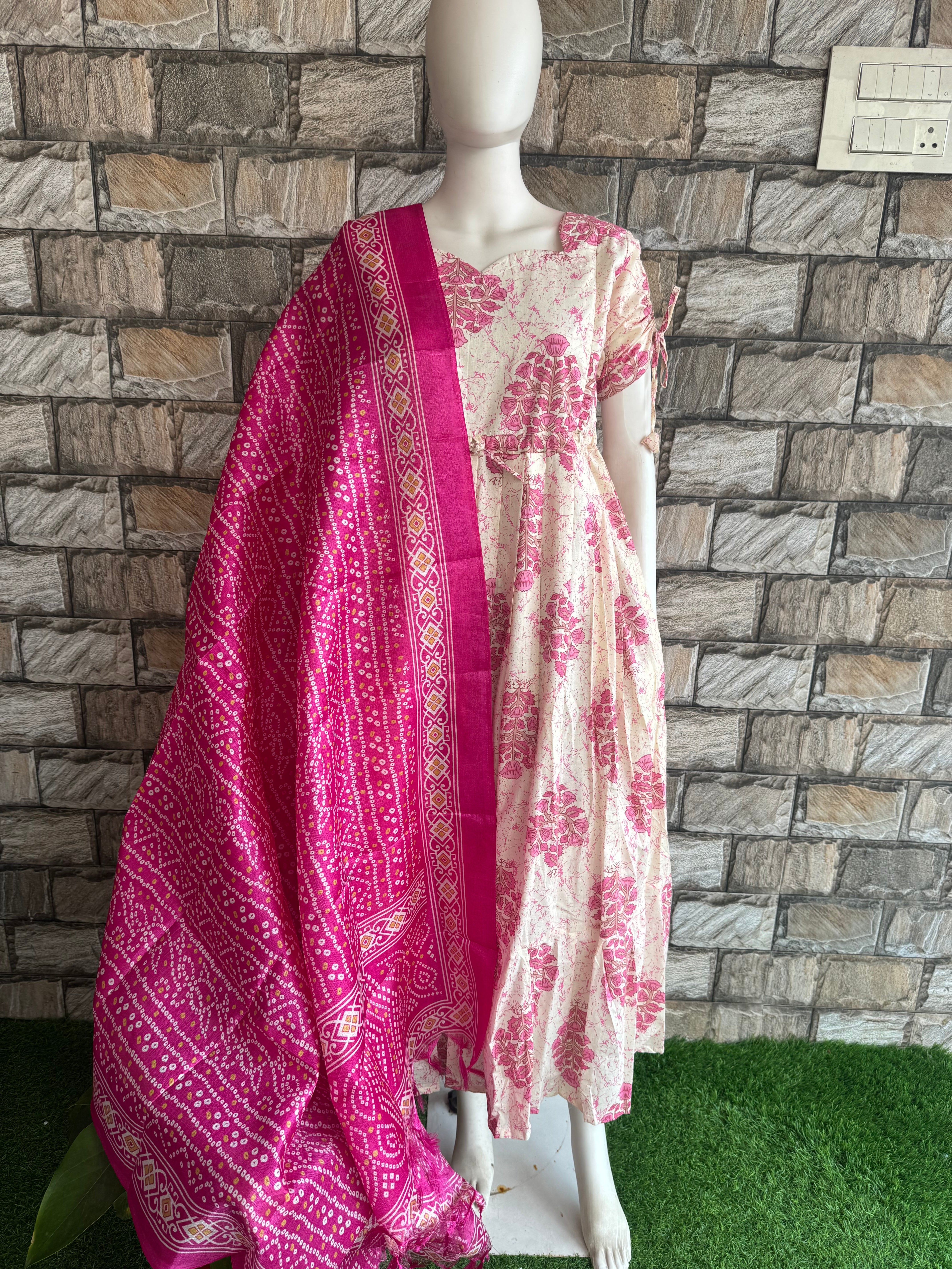 Pink Poly khadhi dupatta for Milky Maxi