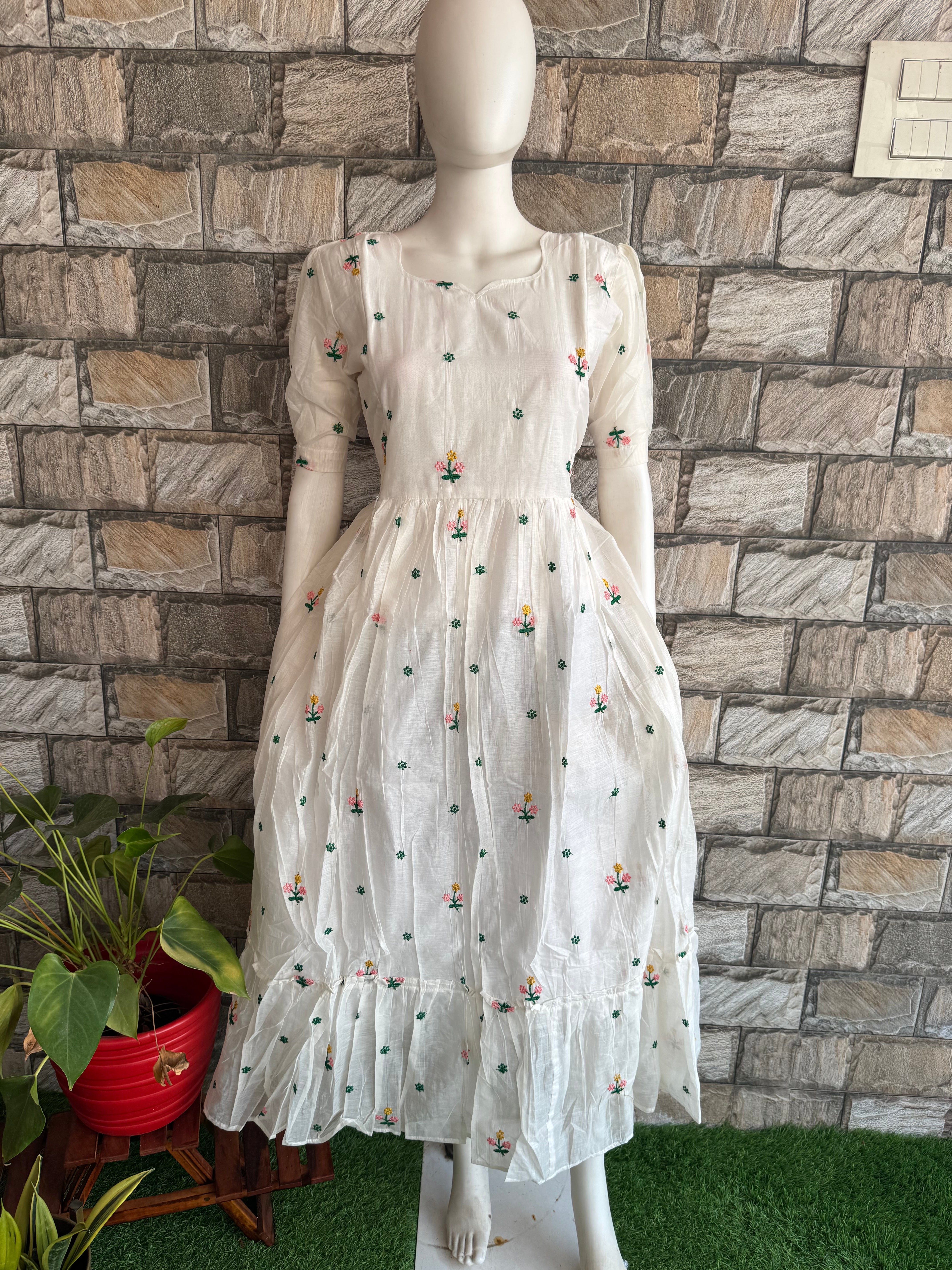 Dove Mul Chanderi Maternity maxi