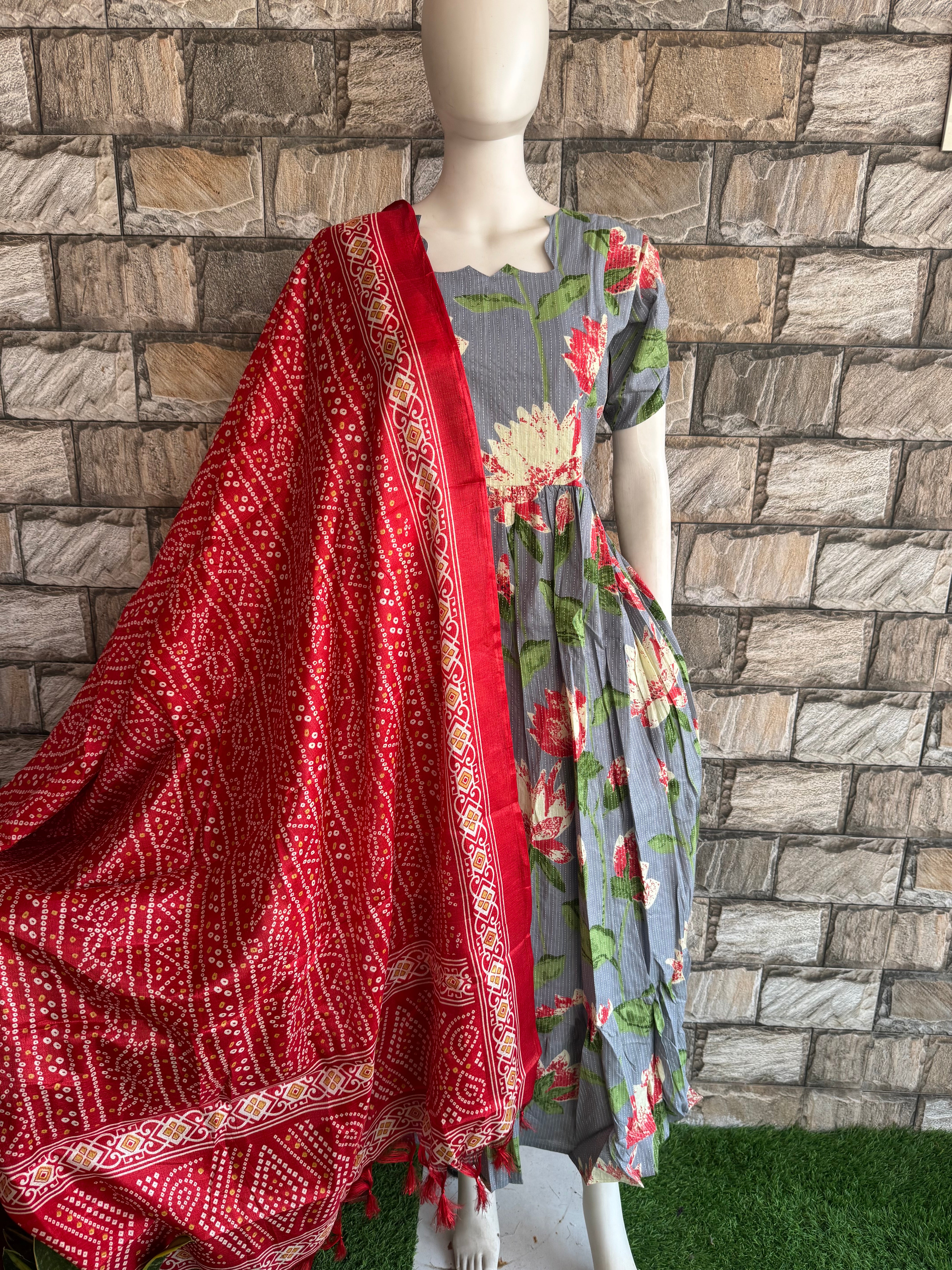 Red khadhi dupatta