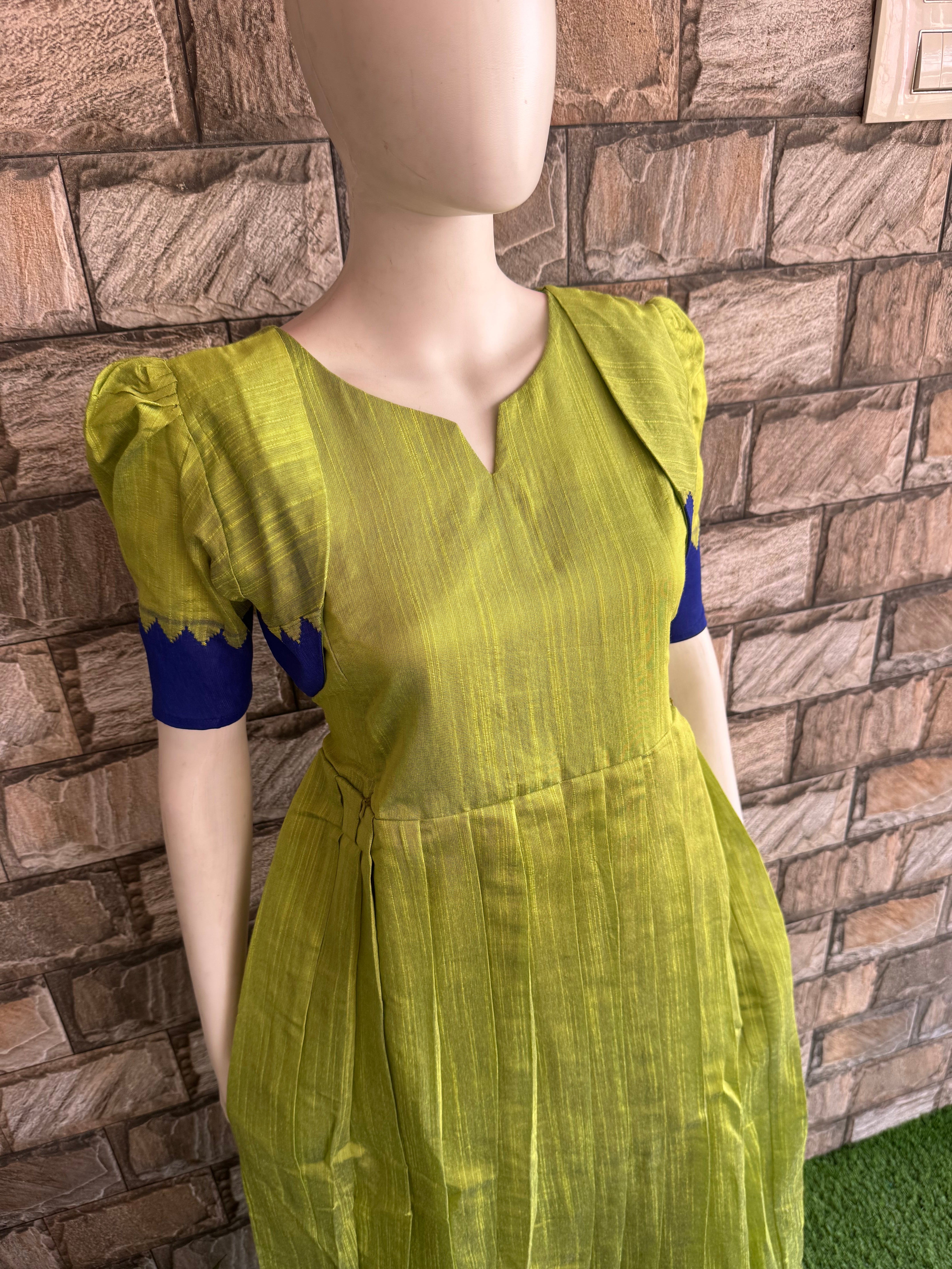 Parrot Raw silk Plain Maternity Maxi