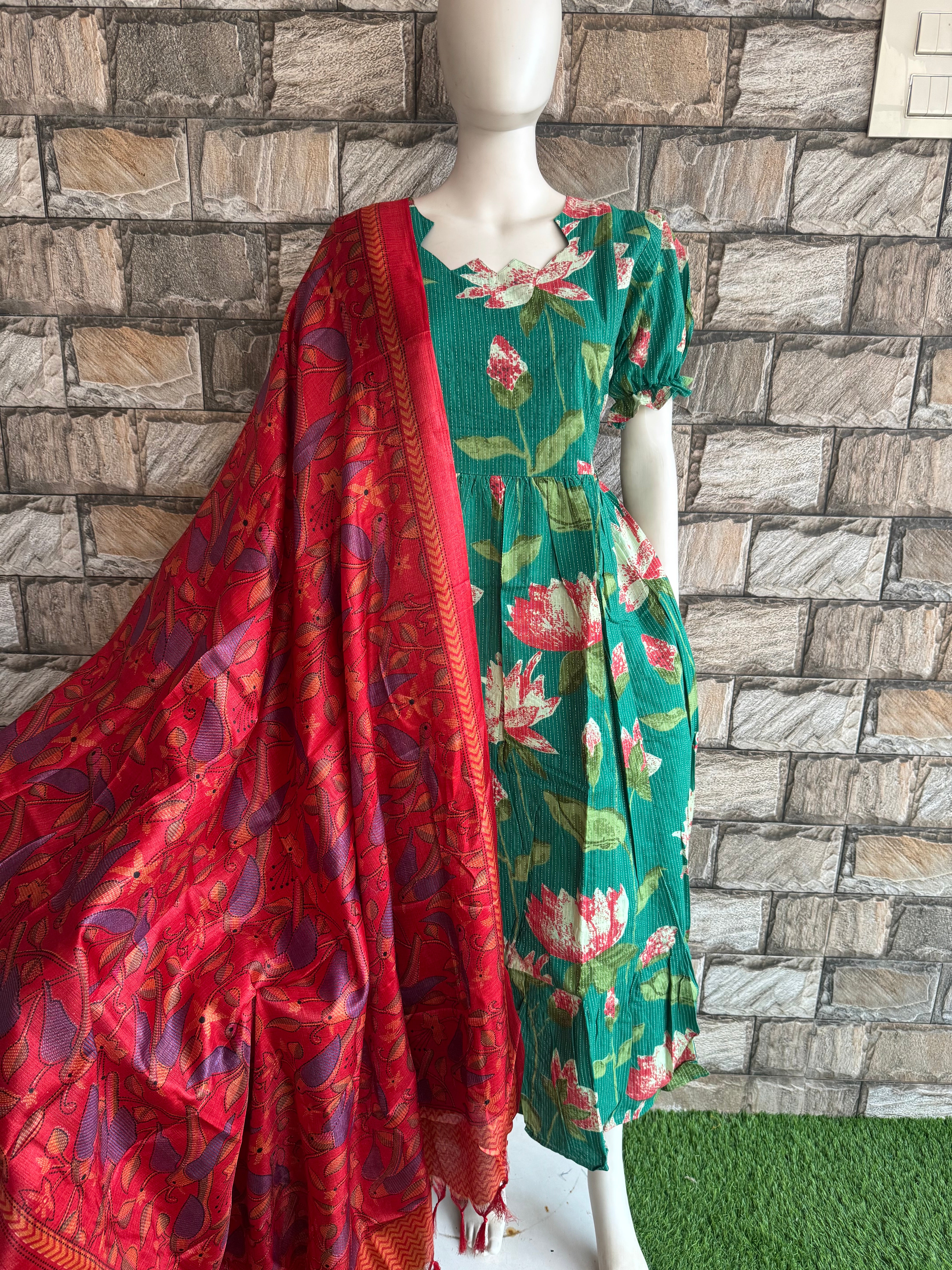 Red khadhi dupatta