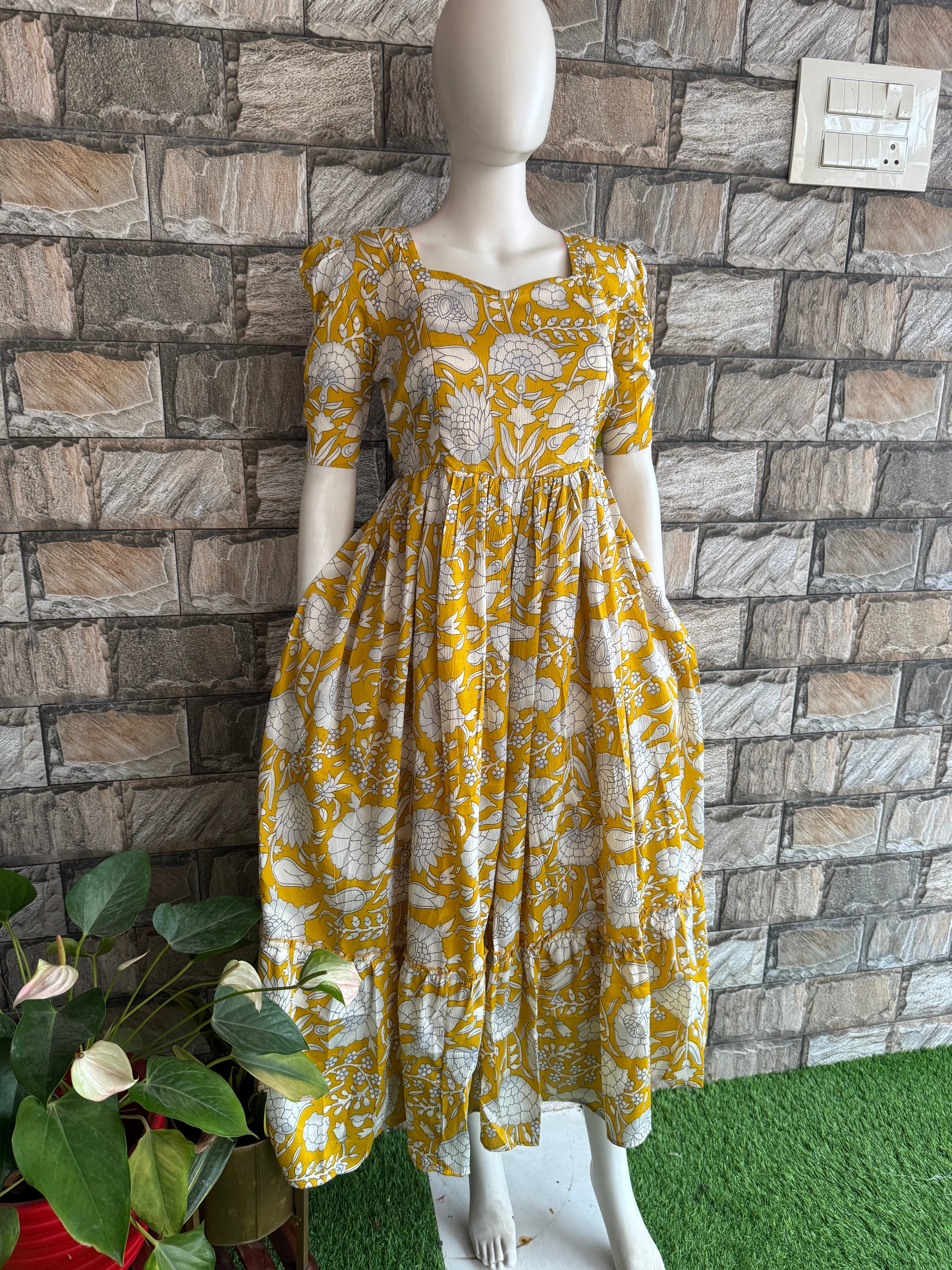 Manjal - Floral delta maternity maxi