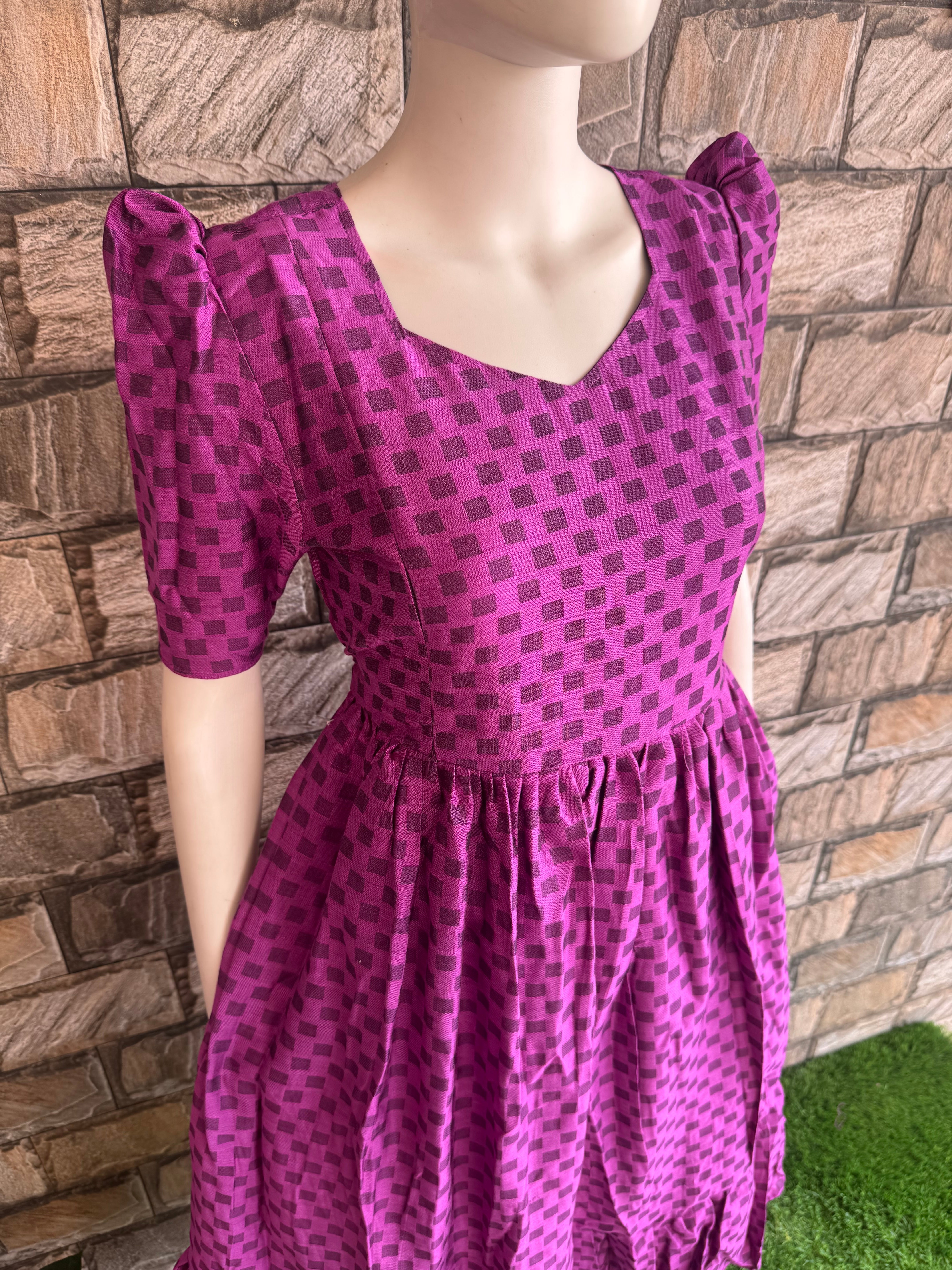 Purple checked square