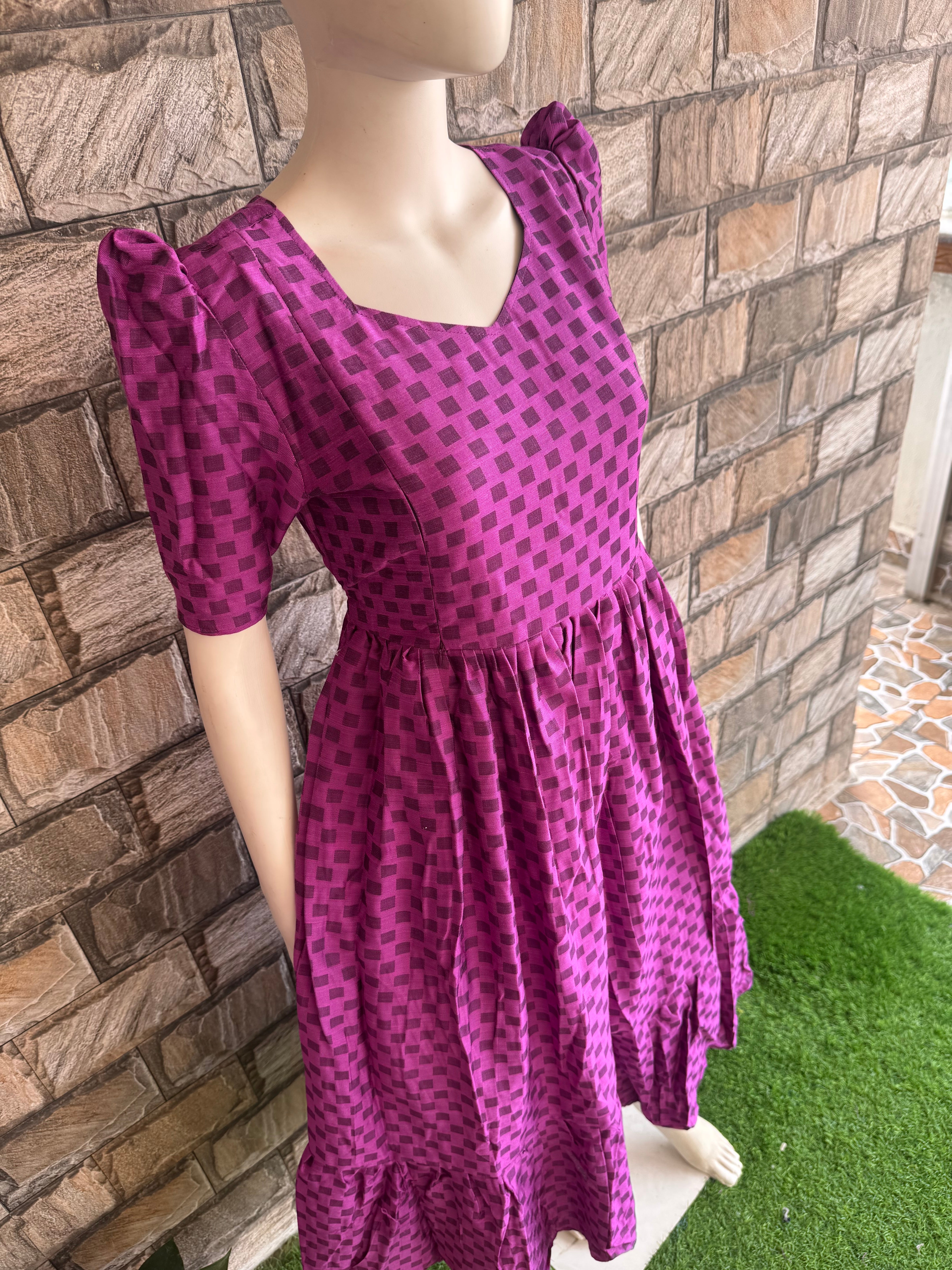 Purple checked square