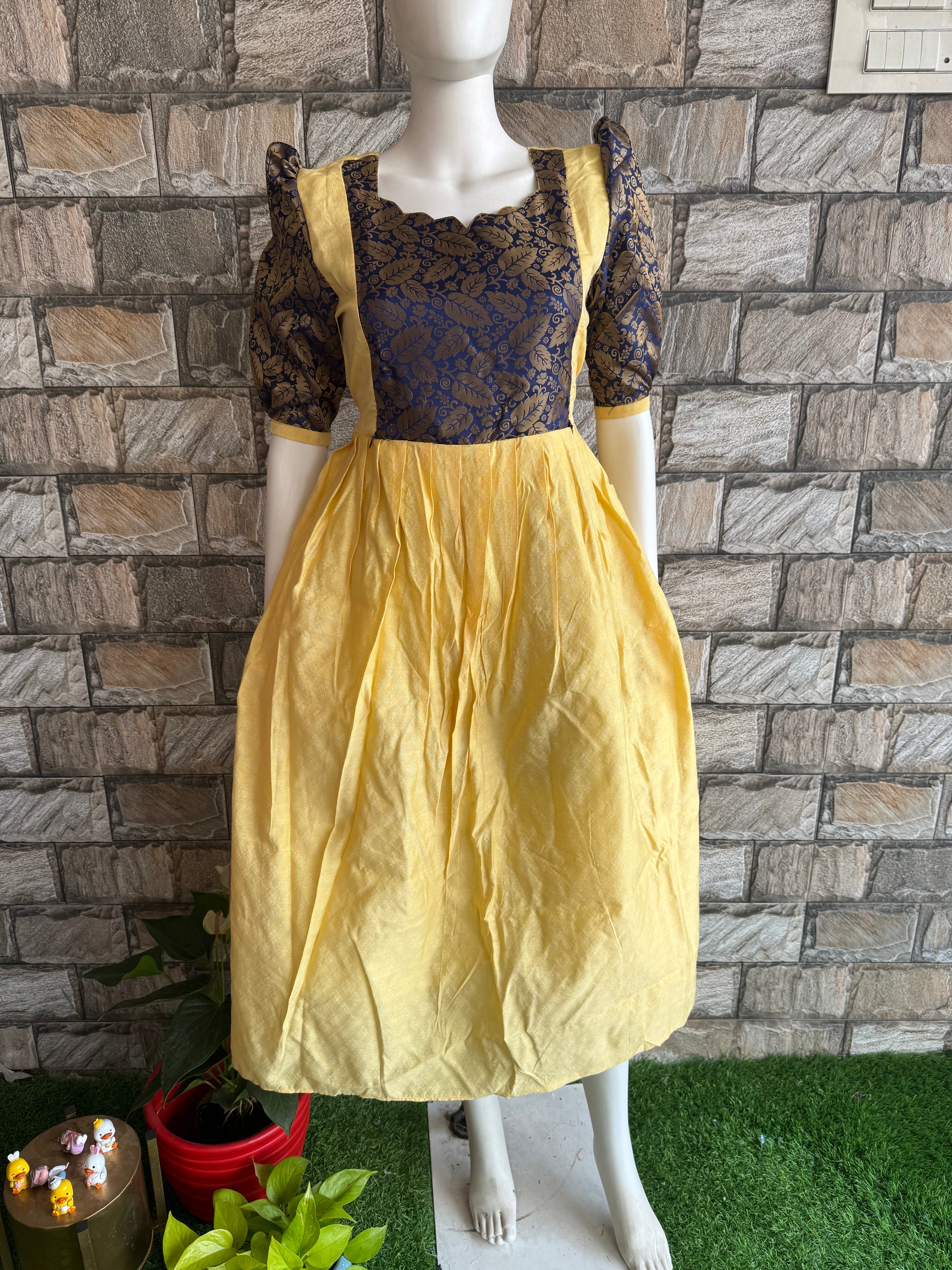 Light yellow navy silk mix &match