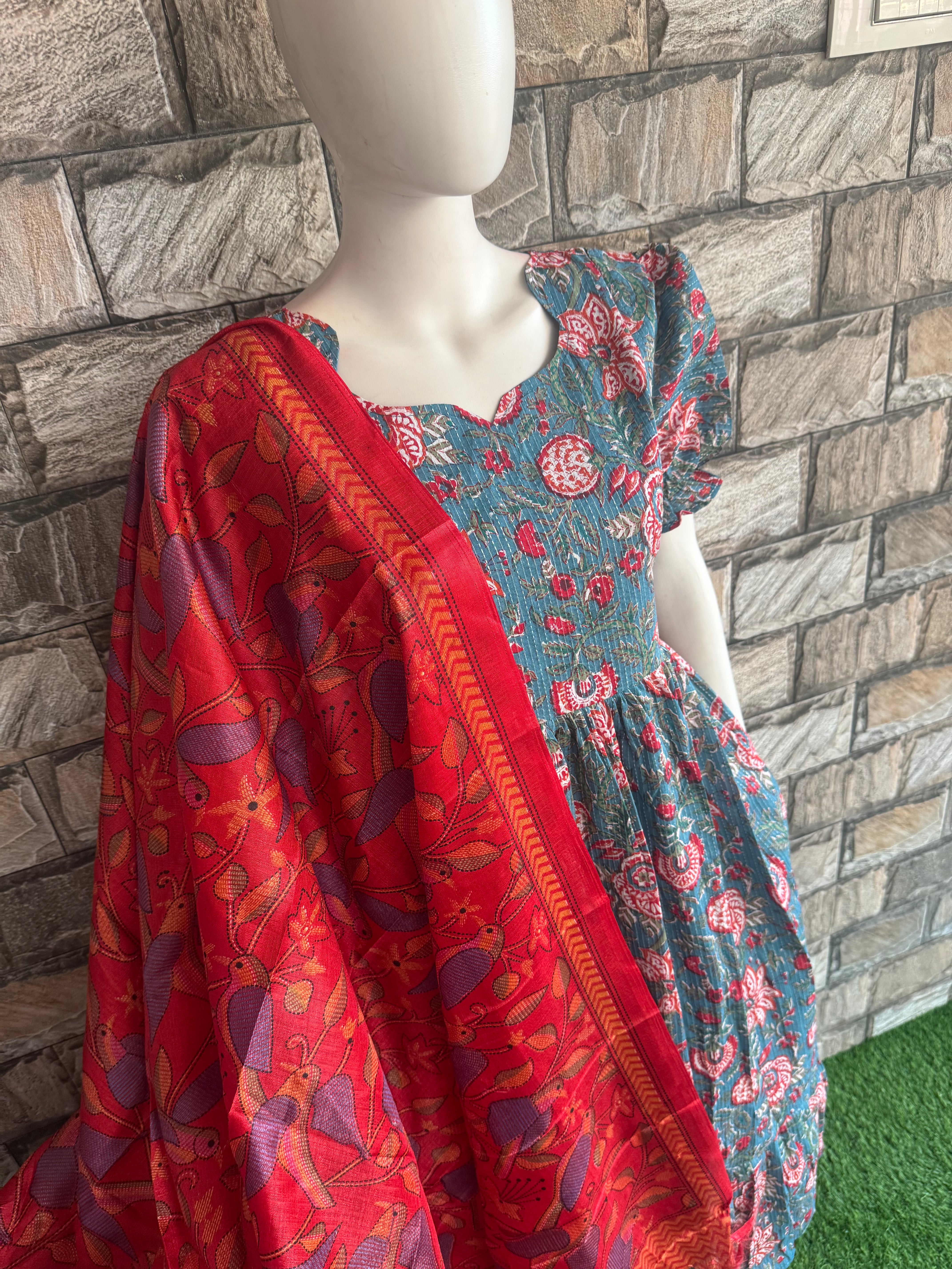 Red khadhi dupatta