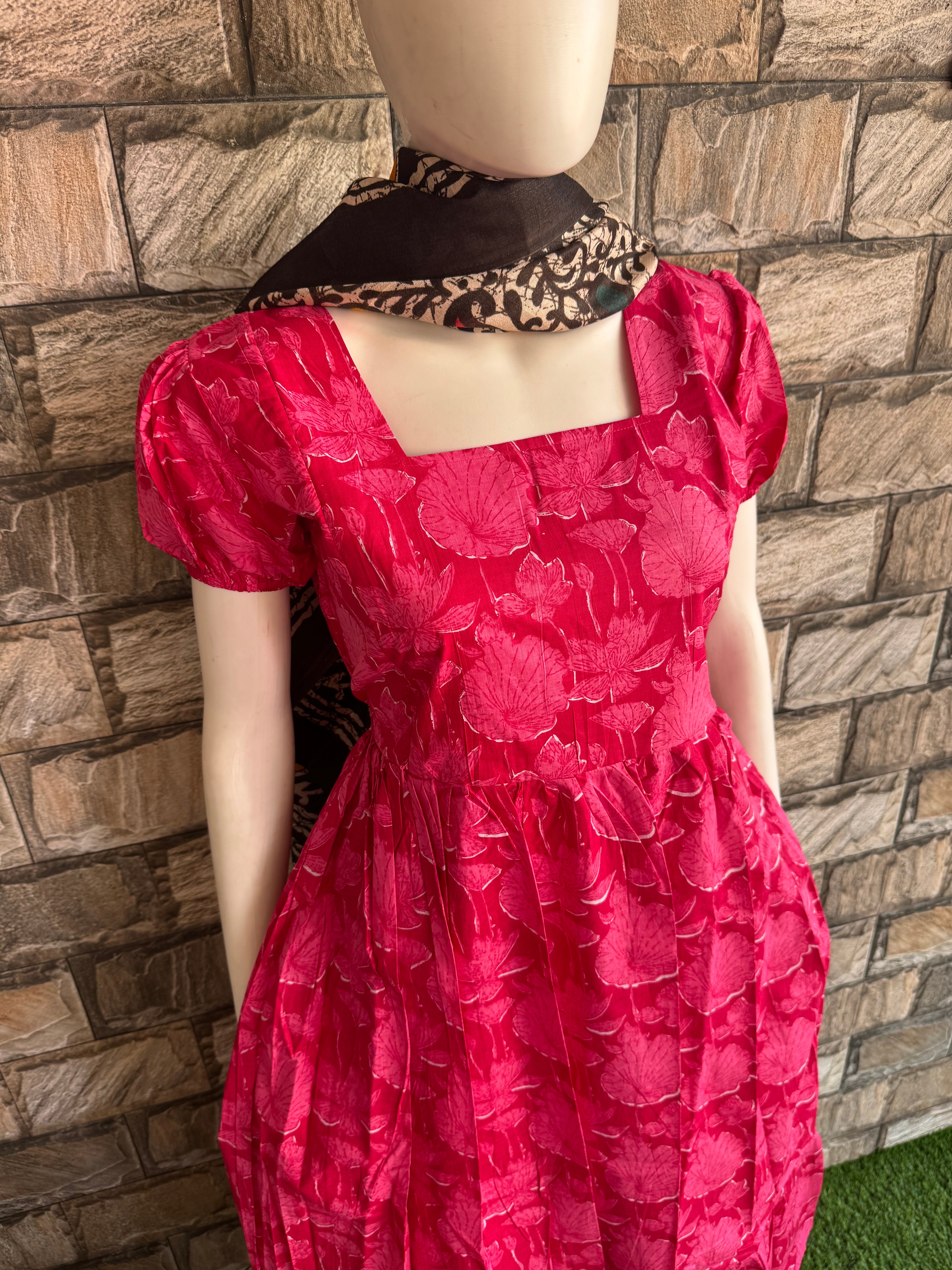 Pink shade Cotton Maxi - Leaf