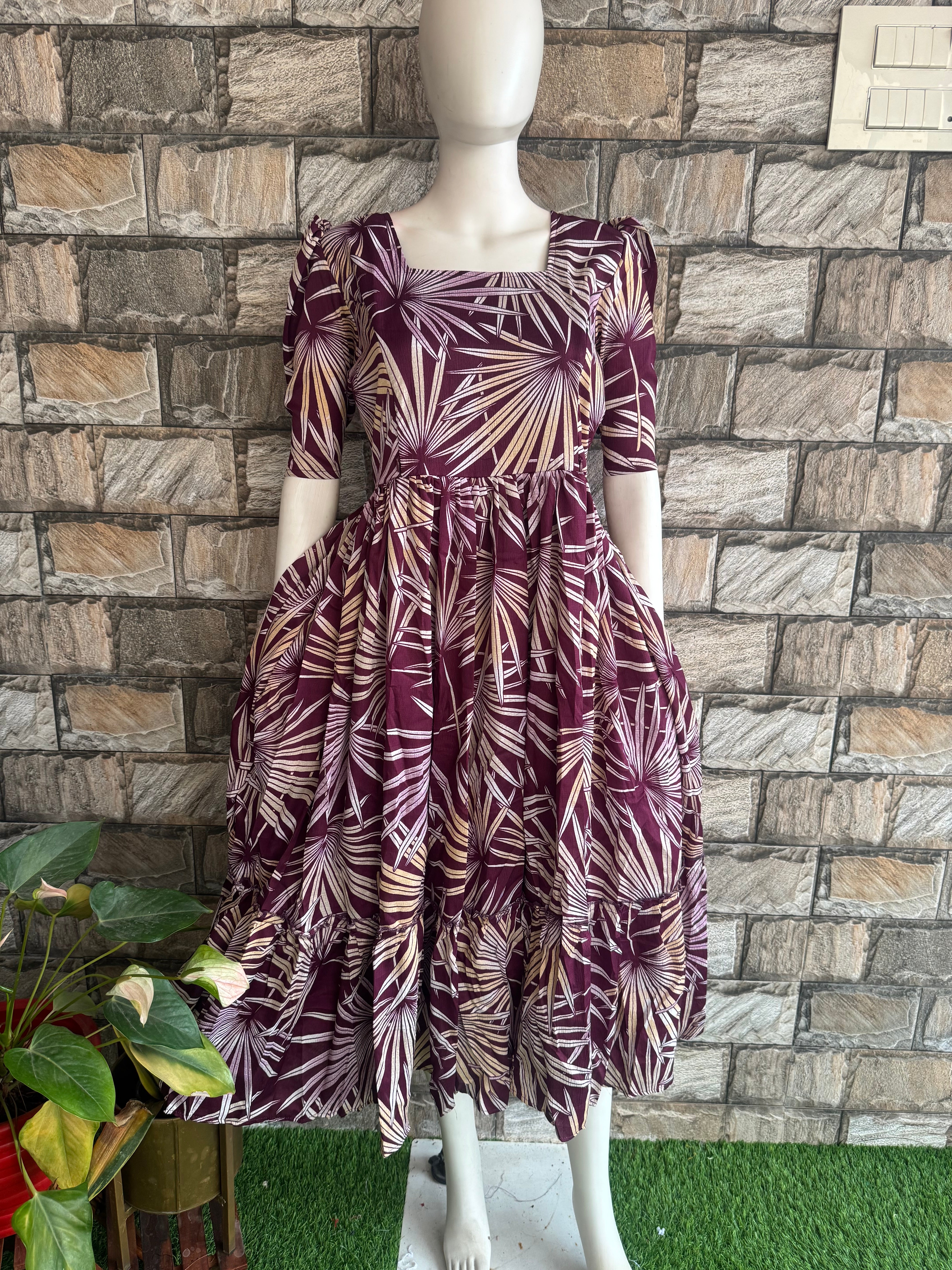 Tropical Delta crepe maternity maxi