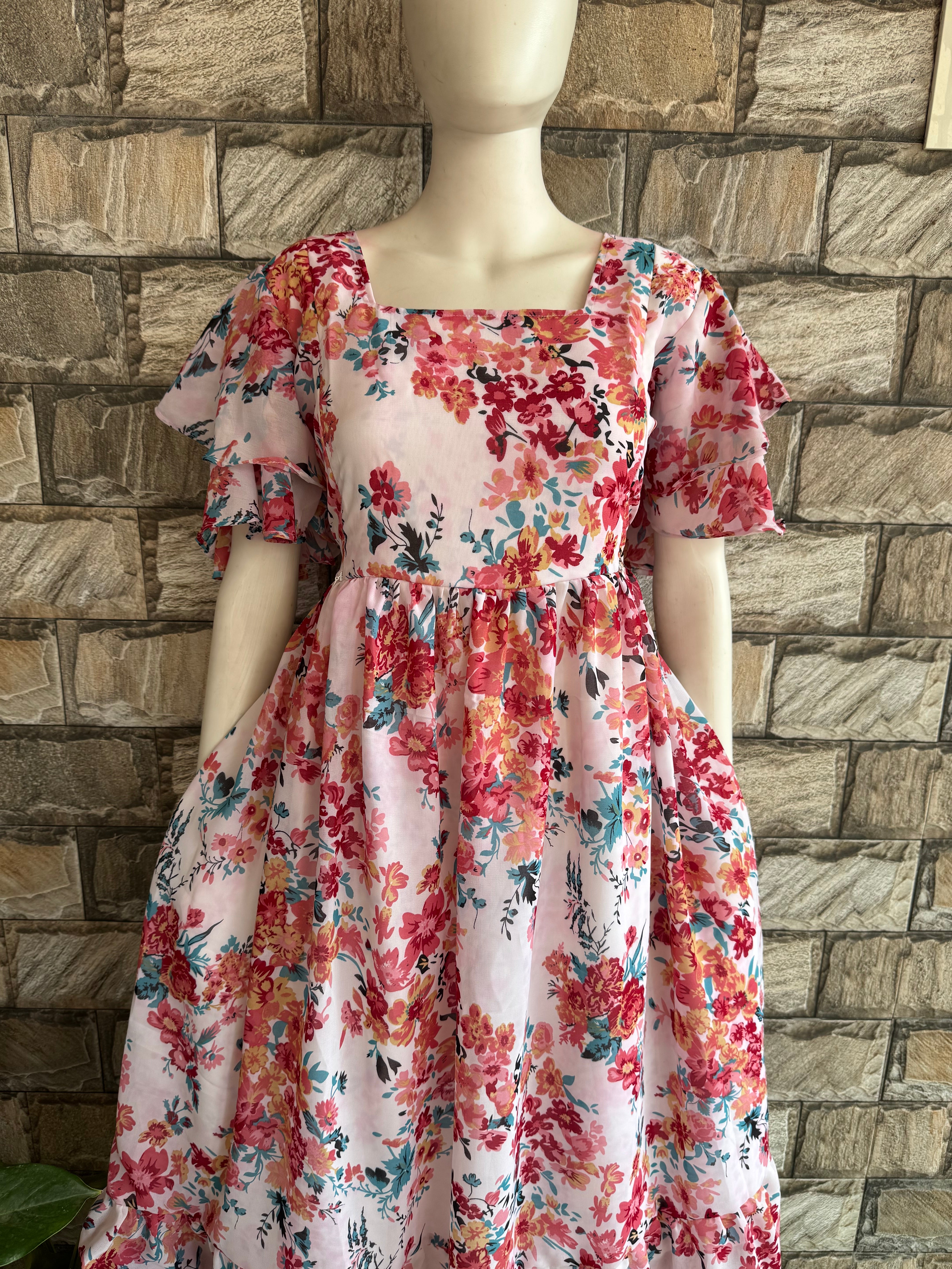 Pinky Butterfly sleeve Maternity maxi