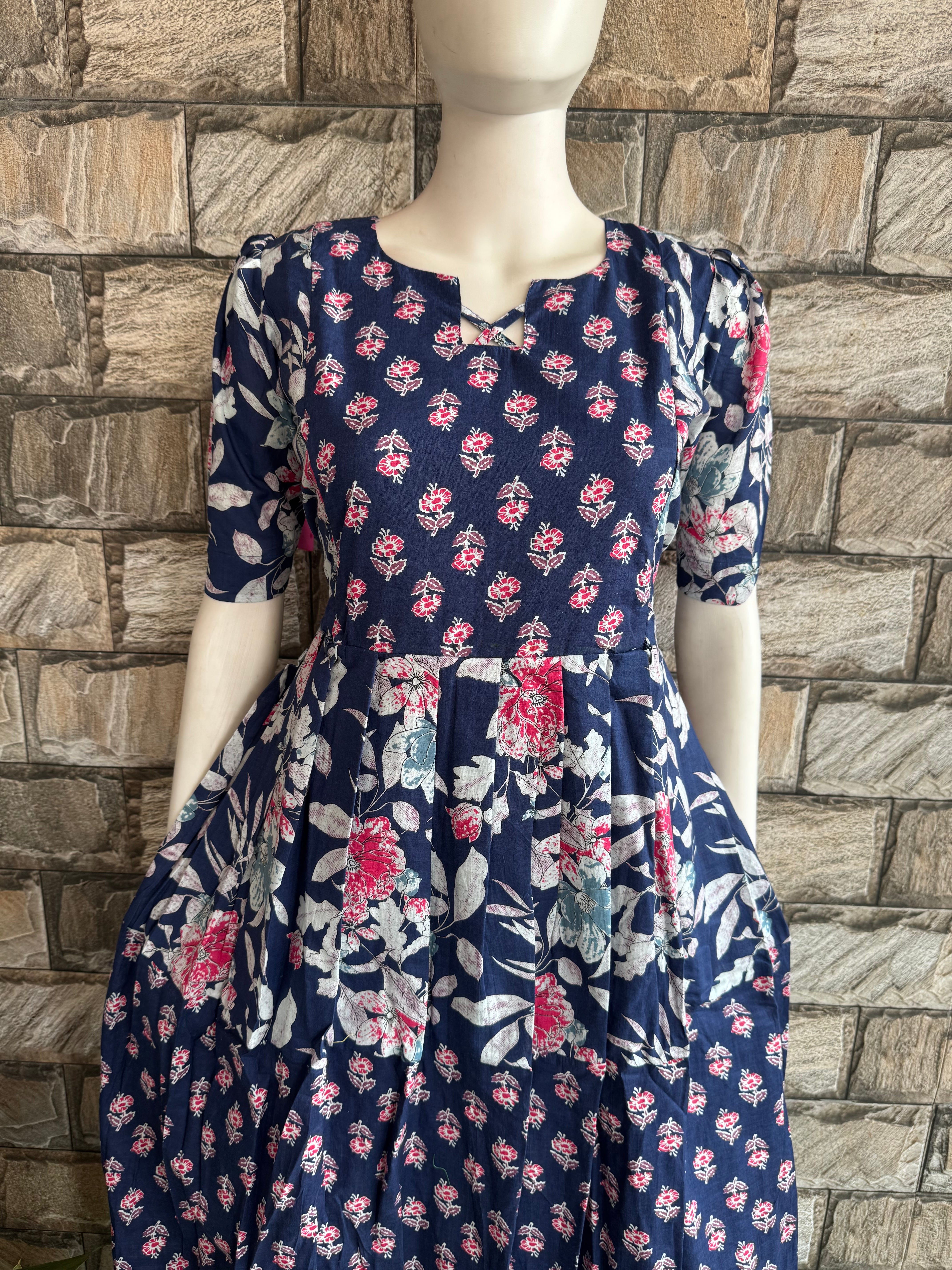 Pale Ujjala Garland floral Maternity maxi