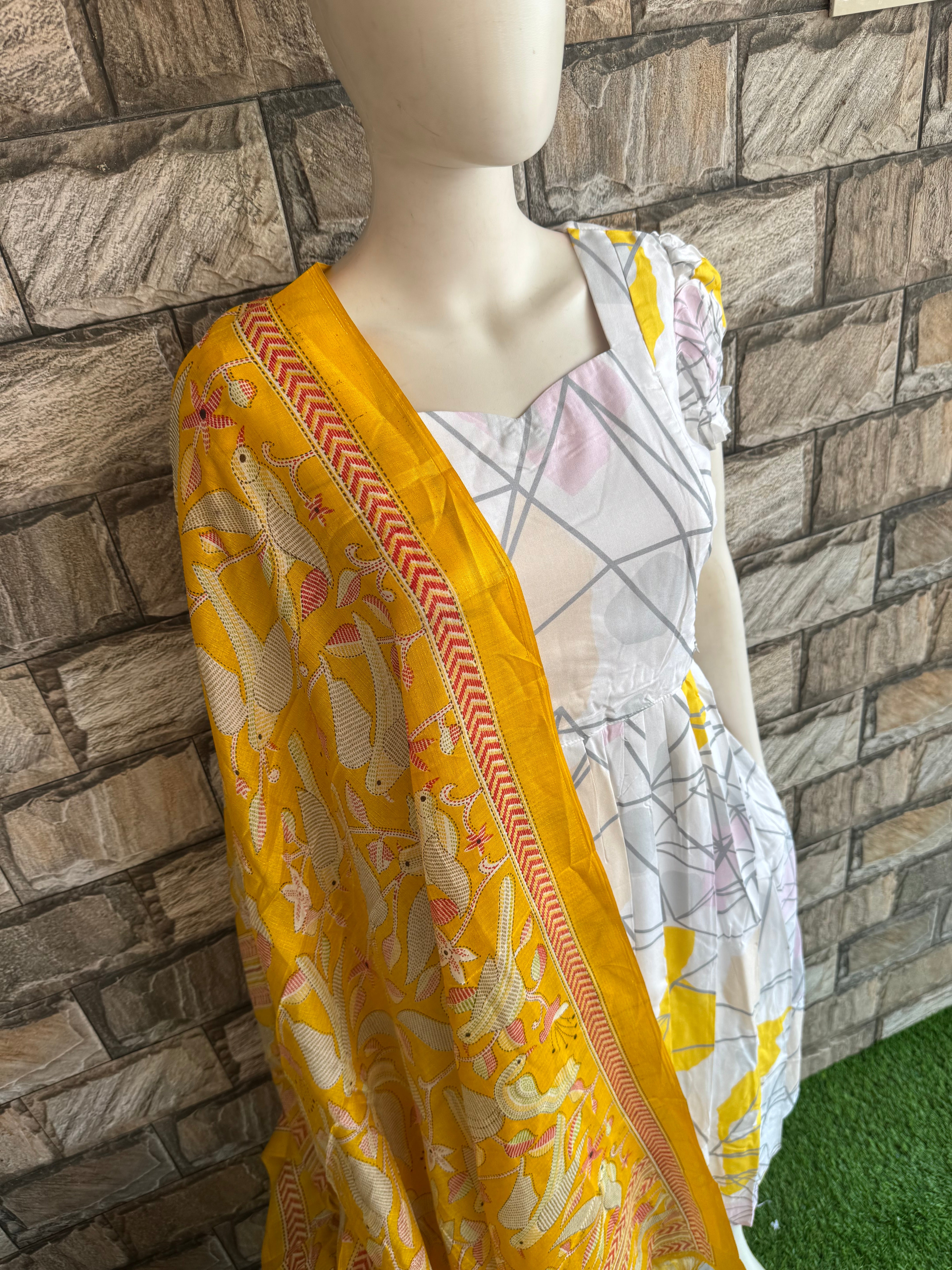 Yellow poly khadhi dupatta