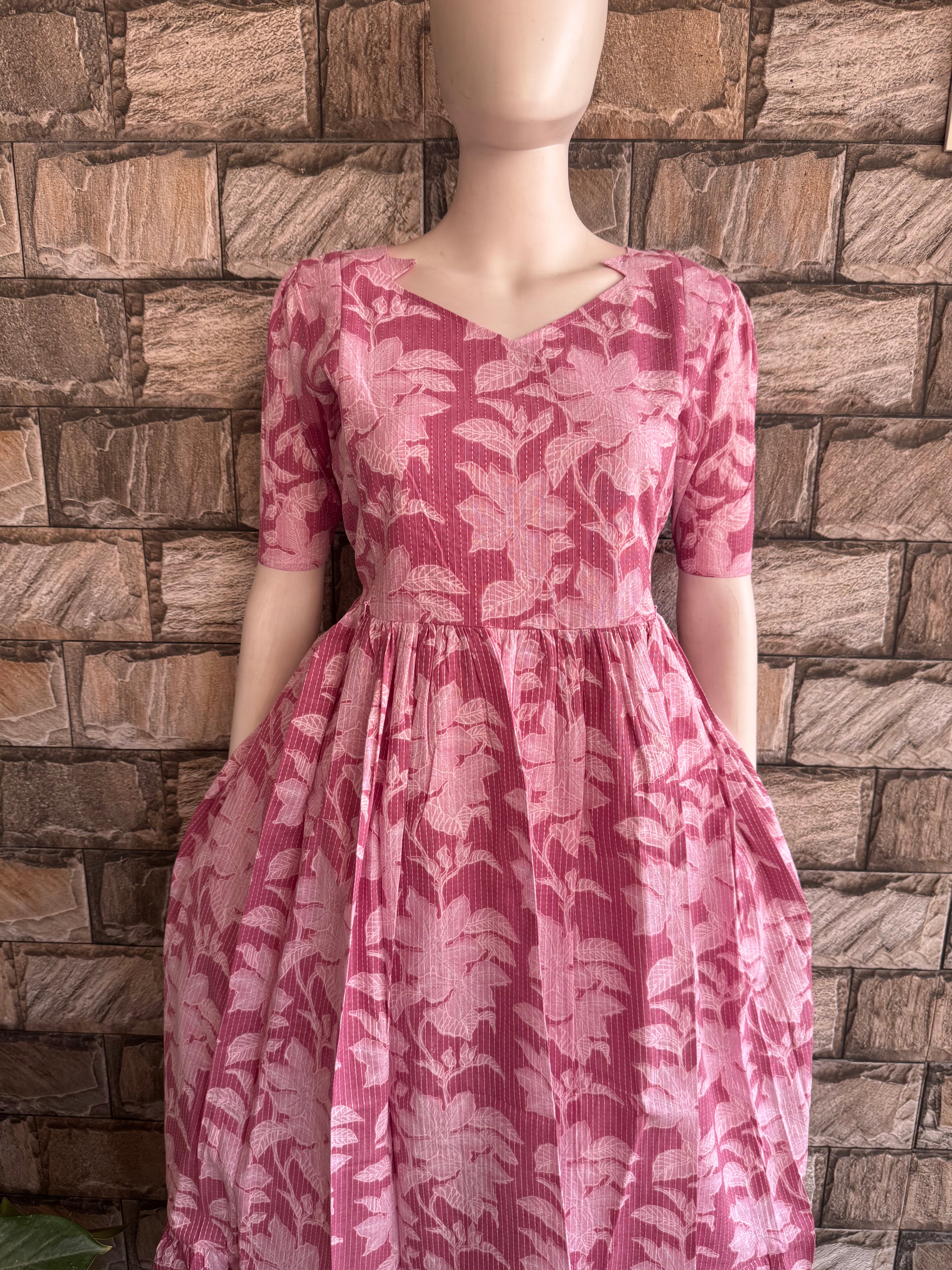 Onion peel pink Shade Maternity maxi