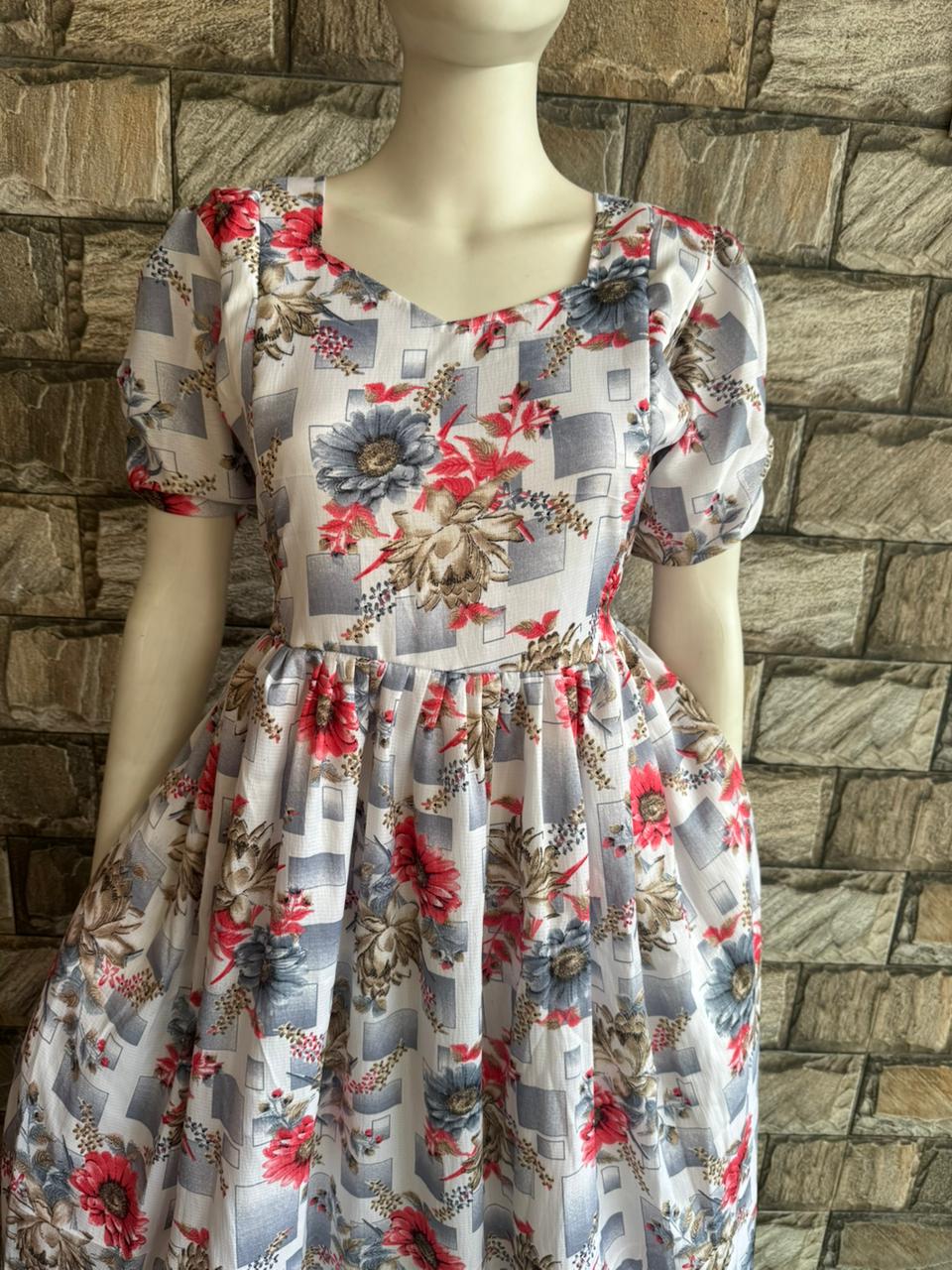 white flower delta crepe