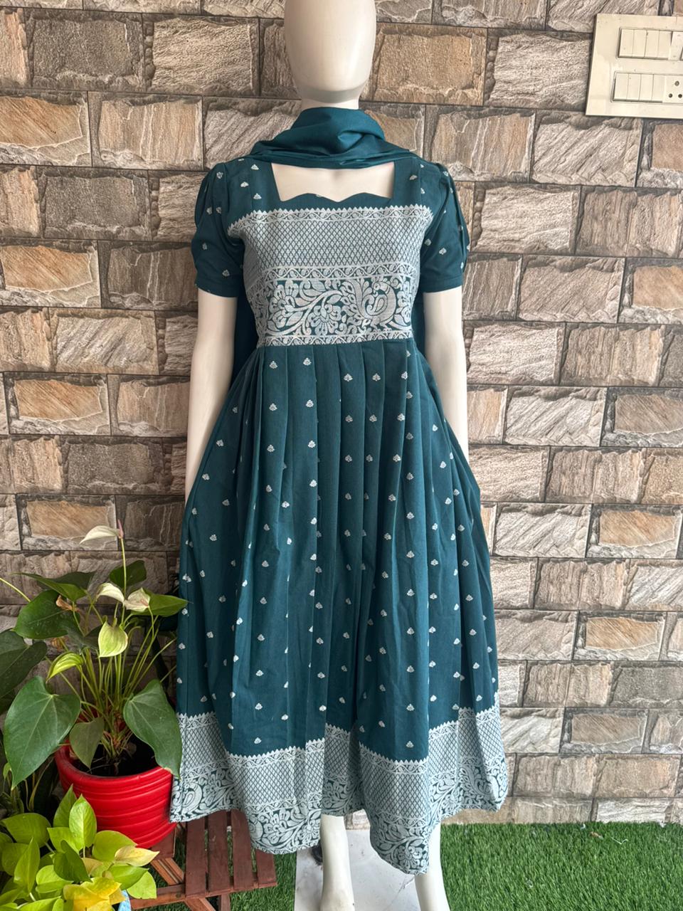 Handloom Cotton Weaving – The Art Behind Every Thread