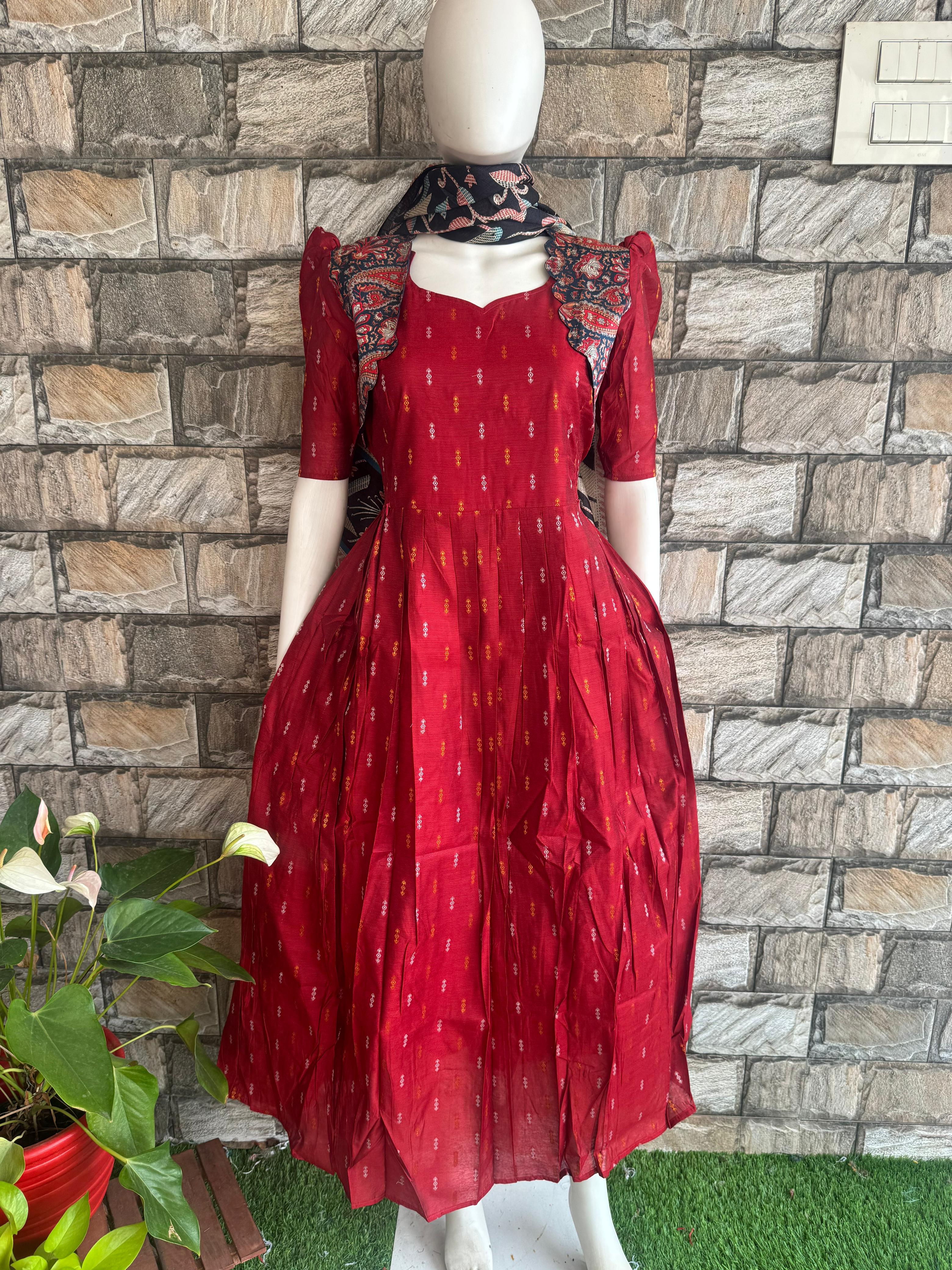 Maroon Raw Silk with shoulder Scaleup CF135