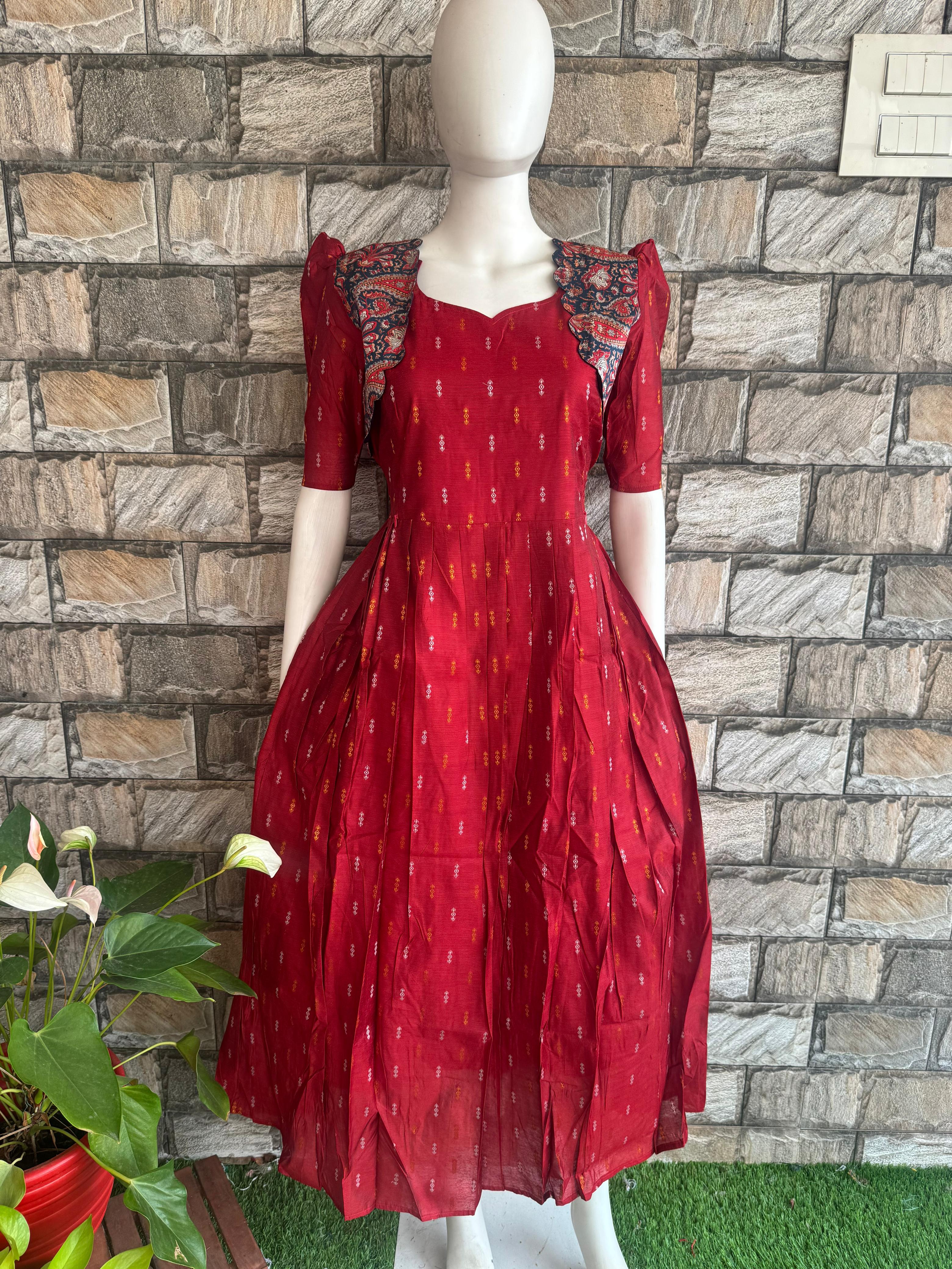 Maroon Raw Silk with shoulder Scaleup CF135