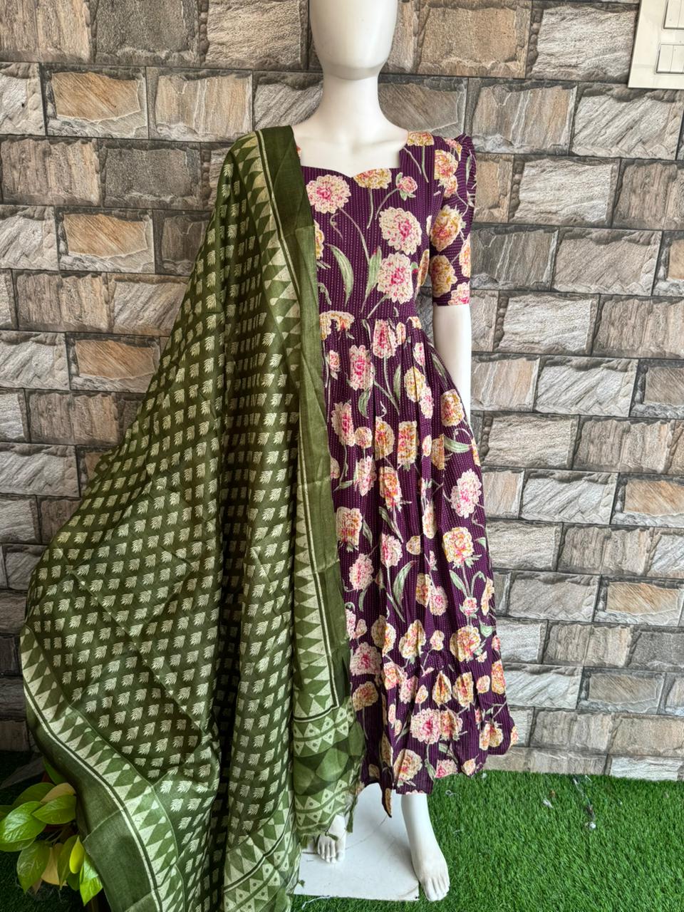 Green Poly Khadhi Dupatta