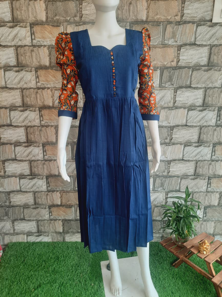 Royal blue 3/4 seelve