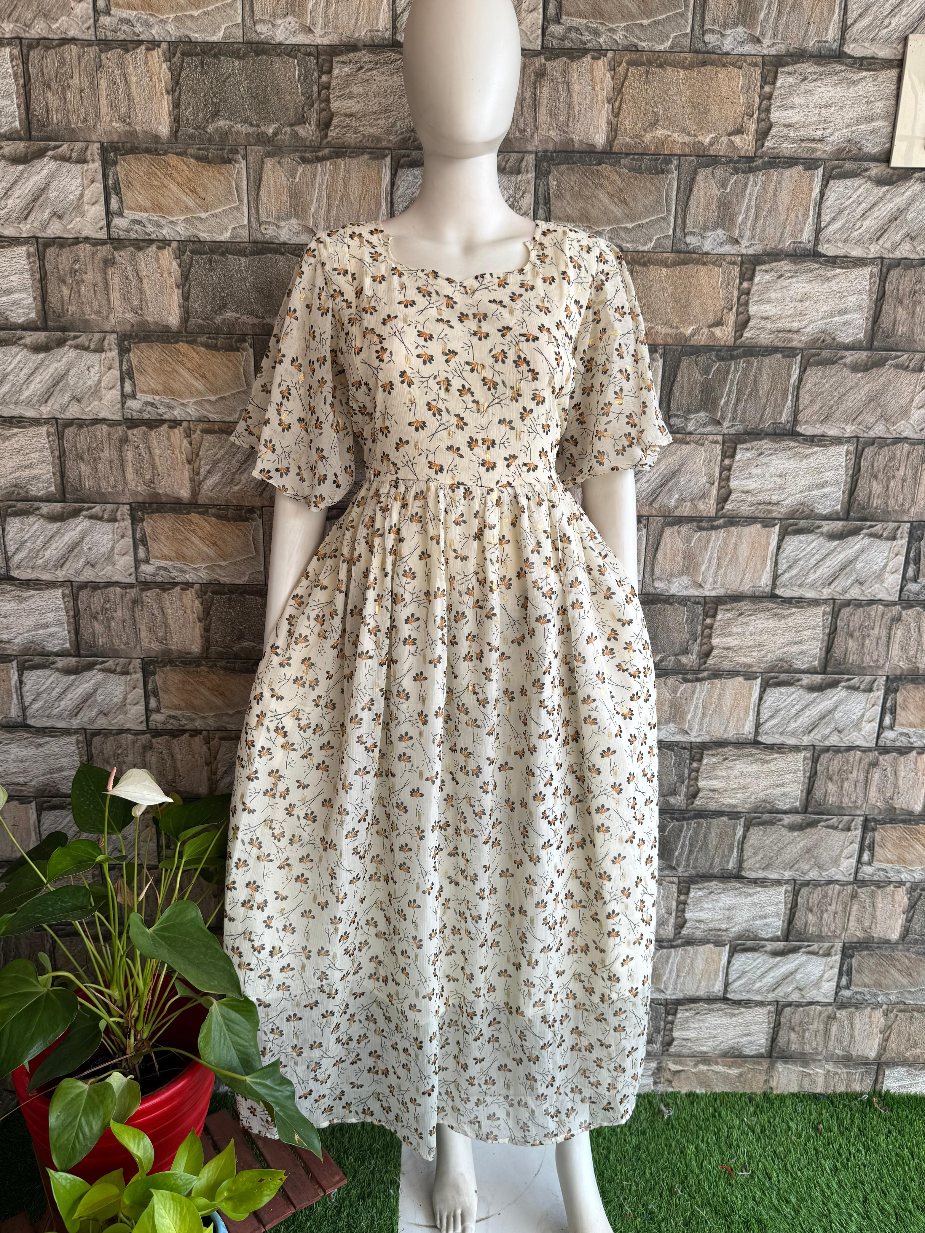 Half white chiffon maxi CF111